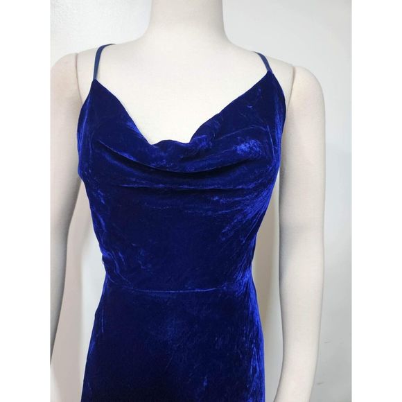 ADELYN RAE ZANA VELVET COWL NECK SLIP DRESS Size M - Picture 10 of 12